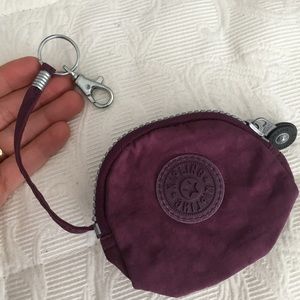 Kipling money purse! Excellent condition!! Plum
